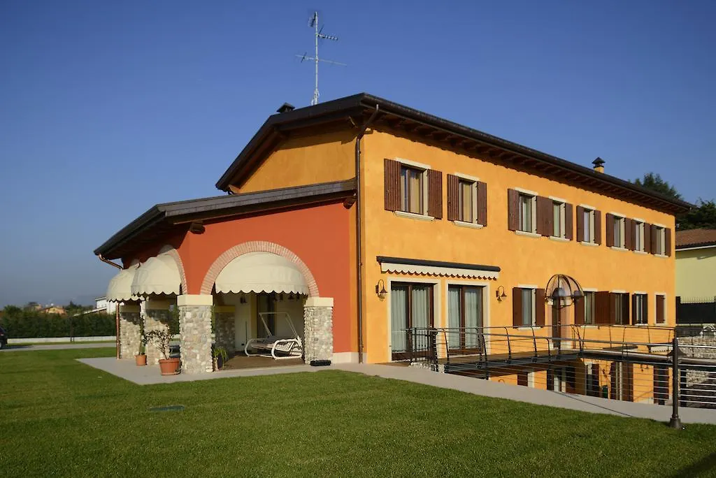 Agriturismo Bacche Di Bosco Verona 0*,  Italy