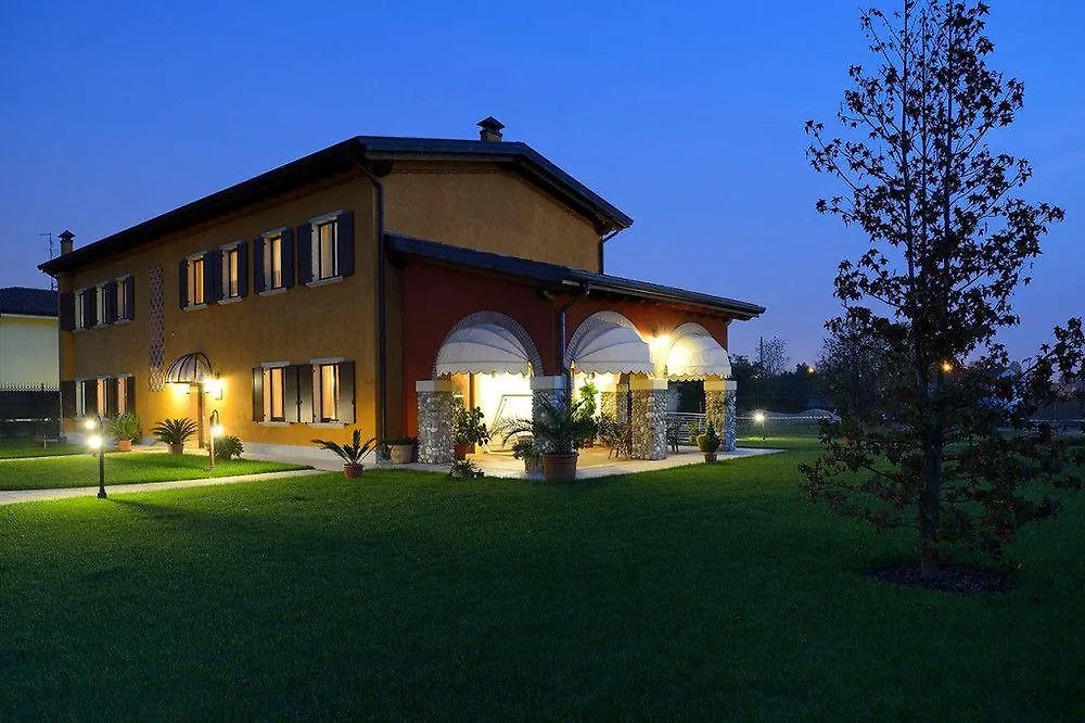 Farm stay Agriturismo Bacche Di Bosco Verona